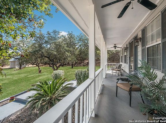 3rd image of 2030 Silver Hills Dr