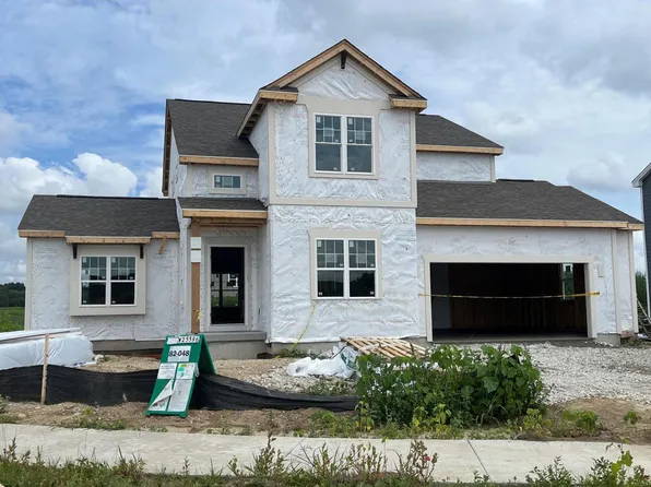 N66W25596 Beaver Creek LANE, Sussex, WI 53089