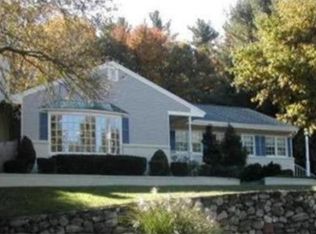 3 Hillside Ln, Chelmsford, MA 01824