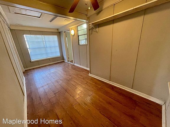 5th image of 3423 Flora St