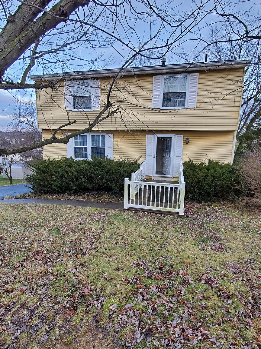 166 Cranbrooke Dr photo 1
