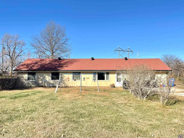 849 NE 62nd St, Topeka, KS 66617