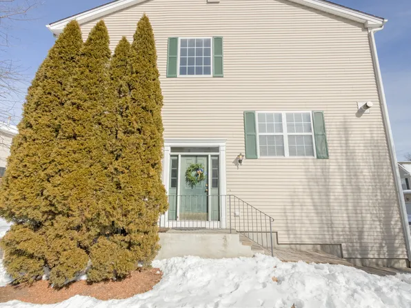 815 Lexington Boulevard #815, Bethel, CT 06801