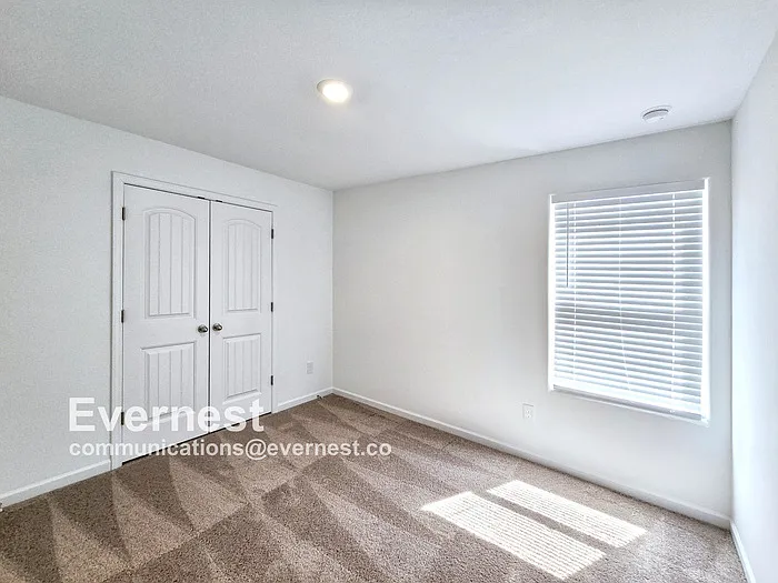 4039 Meredith Woods Ln — Photo 16