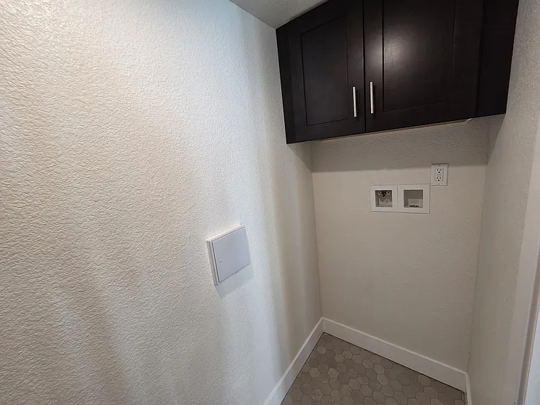 2137 Dexter Dr #C — Photo 6