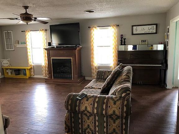 5th image of 103 Cotton Patch Dr