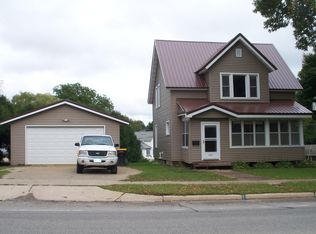 529 N Broadway St, Spring Valley, MN 55975