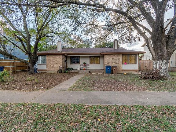 2nd image of 2203 E Stassney Ln