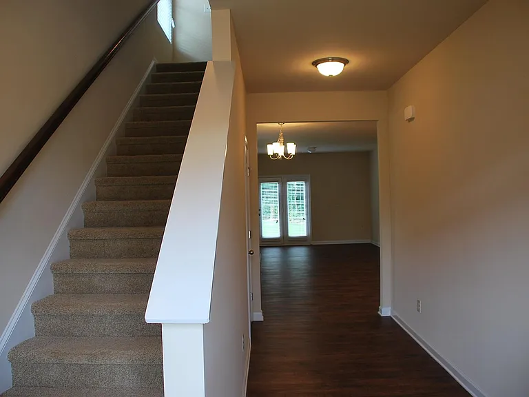 100 Thimbleberry Dr — Photo 5