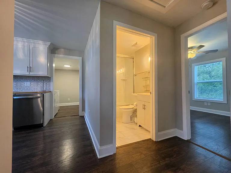 1102 E Georgia Rd — Photo 10