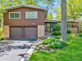 2700 Marl Oak Dr, Highland Park, IL