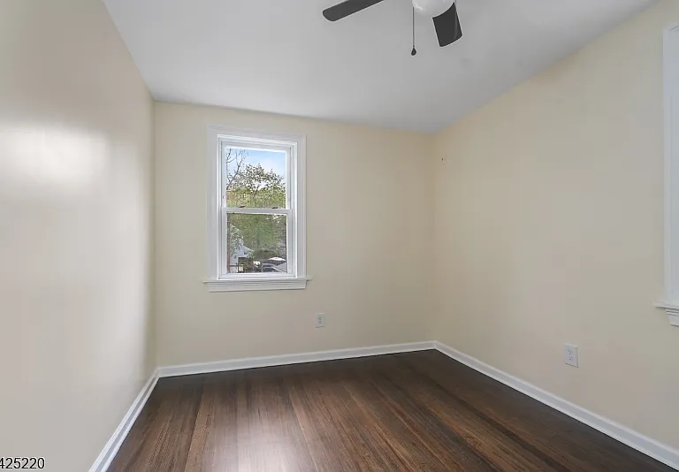 6 Dawes Ave — Photo 22