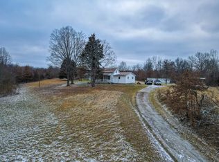 7305 Calvert Rd, Iuka, IL 62849