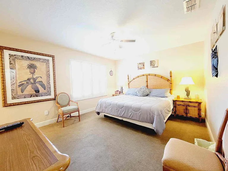 3235 Calabria Ave — Photo 17