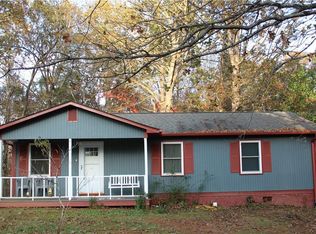 11016 Ferncliff Dr, Seneca, SC 29678