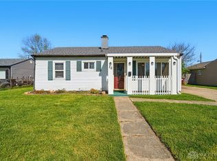 12 Holgate Ct, Fairborn, OH 45324