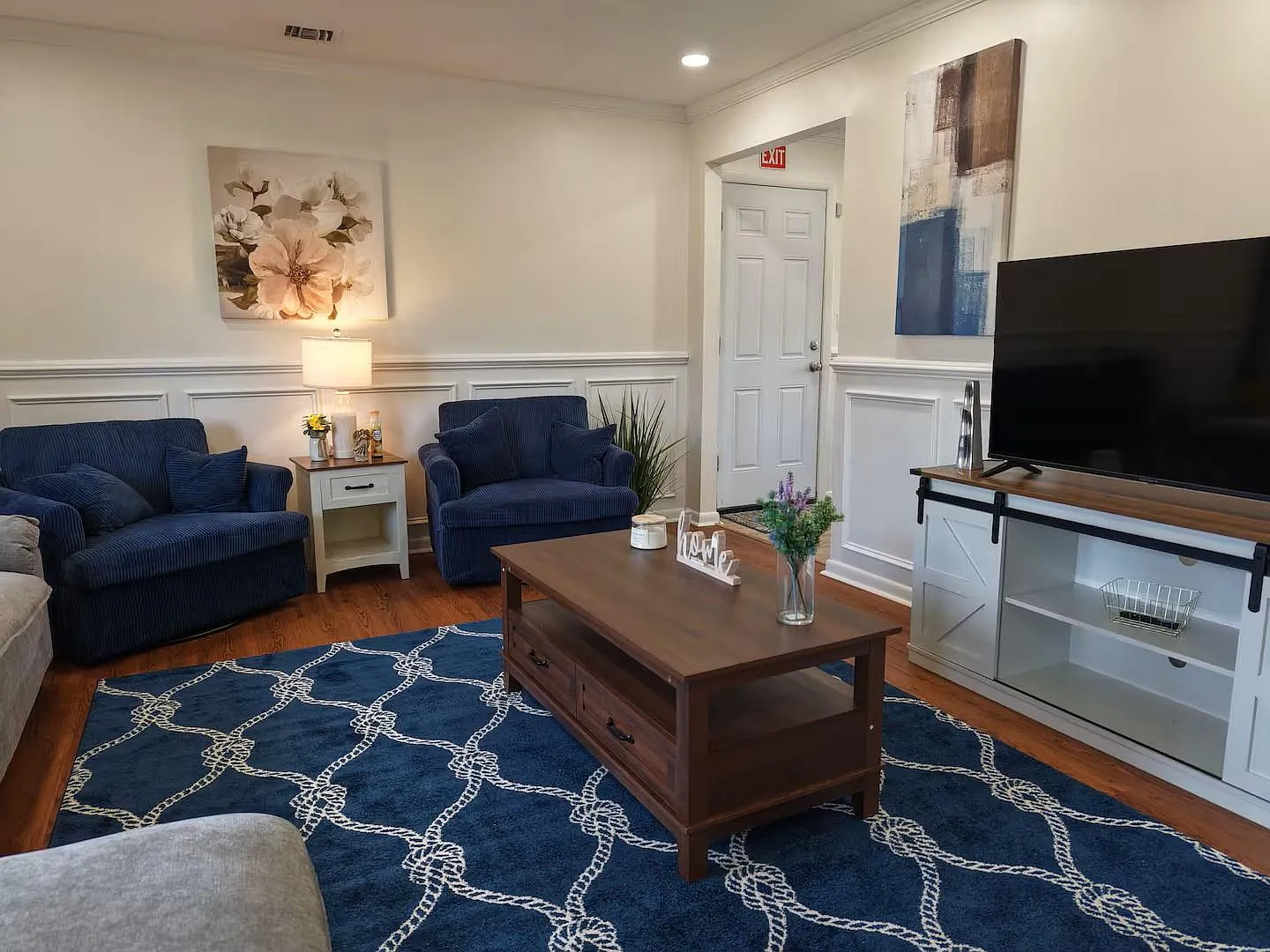 3 bed, 1.0 bath, 7797 sqft, $741 — Photo 2