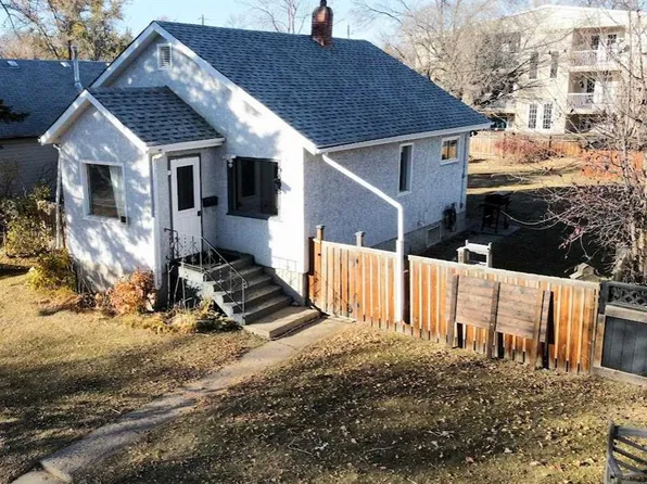 5308 S 49th Ave, Camrose, AB T4V 0N5