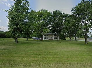 9195 Happy Valley Rd, Cave City, KY 42127