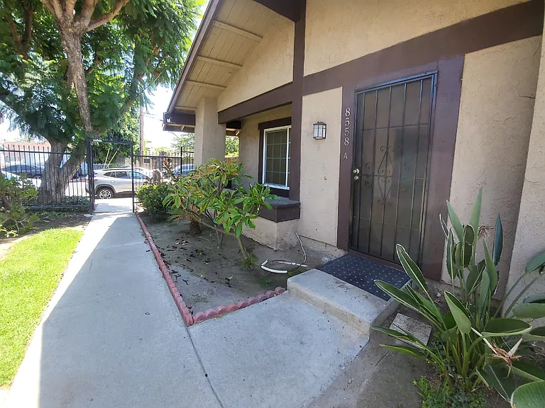 8558 Century Blvd #A — Photo 3