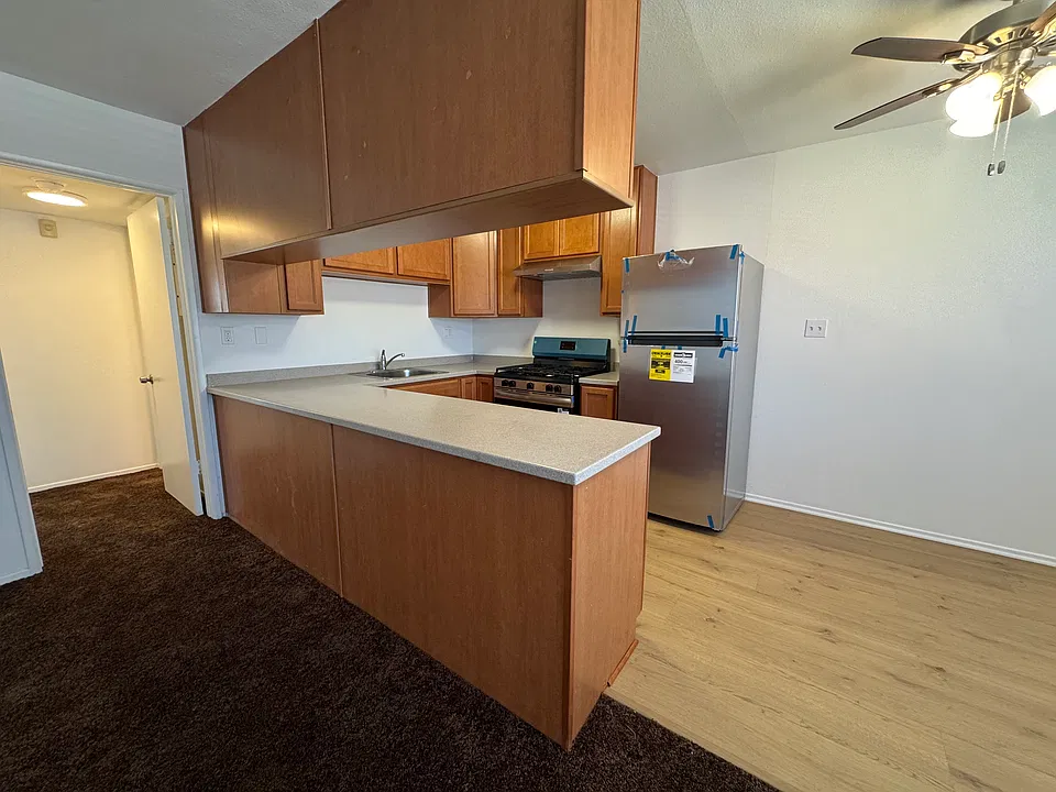 4812 Del Amo Blvd #5