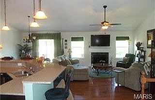 4th image of 14337 Gatwick Ct