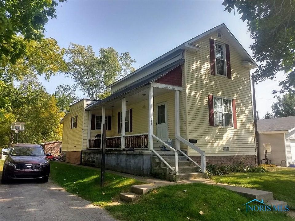 2nd image of 421 S Oak St #10