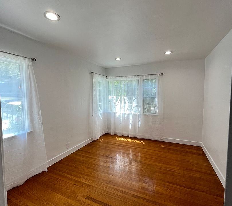 1st image of 1817 N New Hampshire Ave #1817
