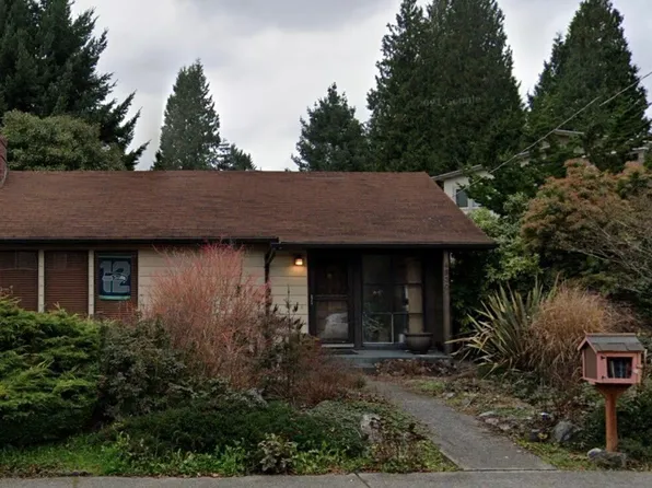 4530 NE 55th Street, Seattle, WA 98105