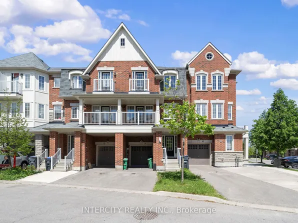 14 Rabbit Run Way, Brampton, ON L6Z 0J2