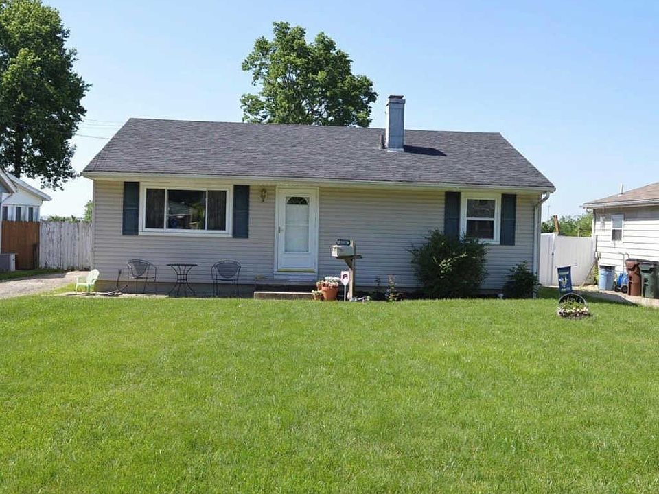 1st image of 4200 Helton Dr
