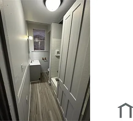4 bed, $1,700 — Photo 4