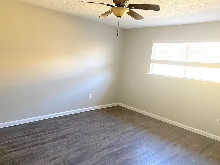 6620 Westwick Dr — Photo 17