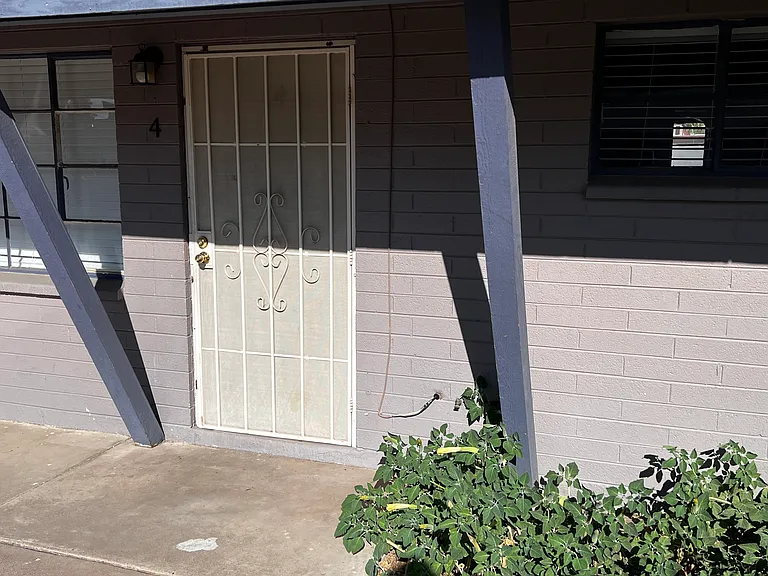 207 E Alice Ave #4 — Photo 3
