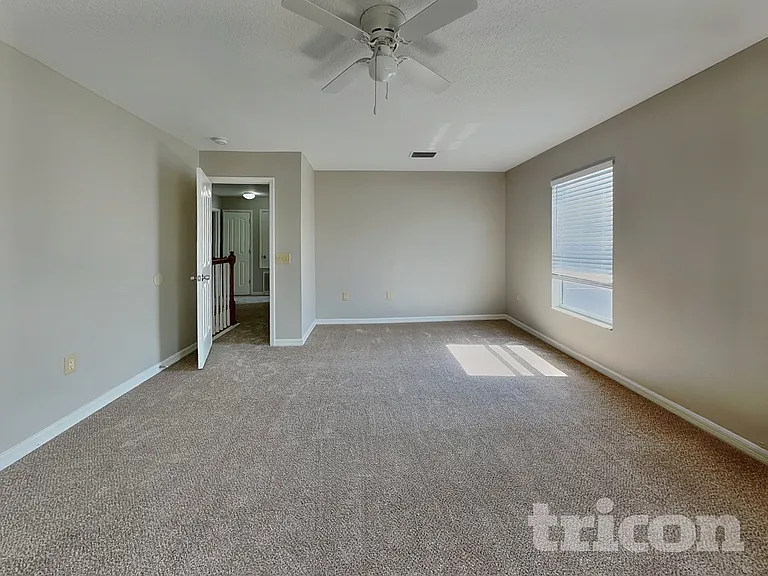 10432 Boyette Creek Blvd — Photo 6