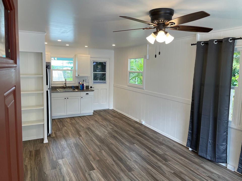 Living room/kitchen (Full refridgerator, stove and microwave
