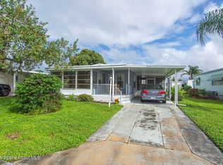 959 Laurel Cir, Barefoot Bay, FL 32976