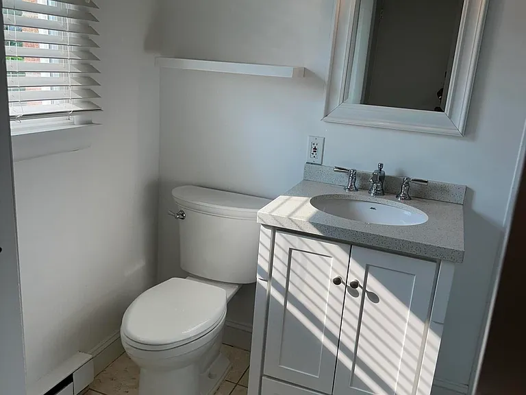 324 Shore Dr #B-8 — Photo 19