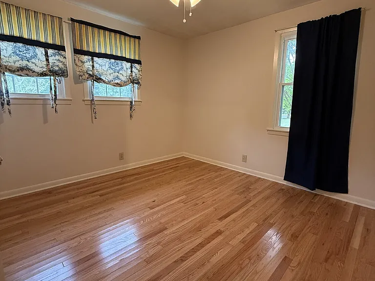 413 Harolds Dr NW — Photo 22