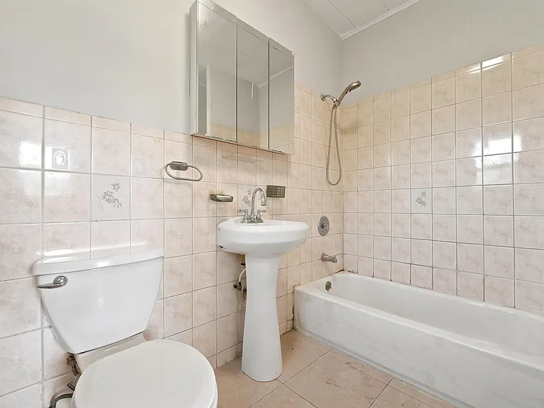 25 W 19th St #2 — Photo 12