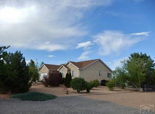 1122 S Los Charros Dr, Pueblo West, CO 81007