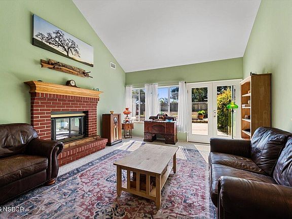 5th image of 892 Onstott Rd