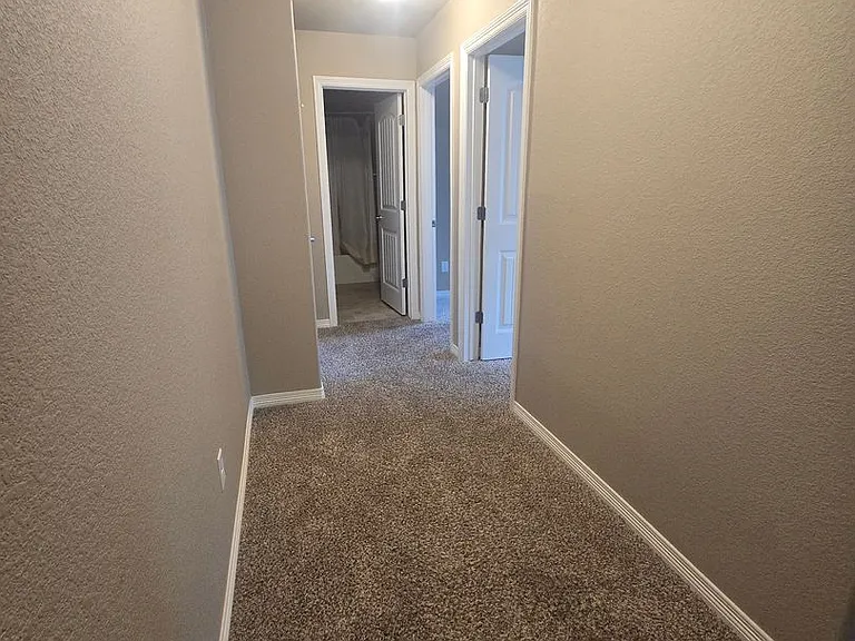 2421 Ridge Top Dr #5 — Photo 18