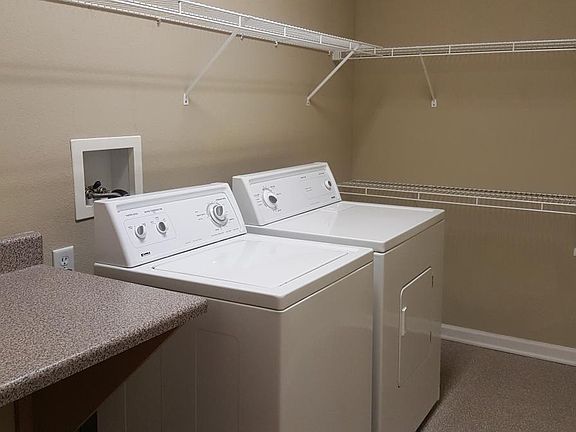 2nd image of 870 N 82nd Plz APT 5