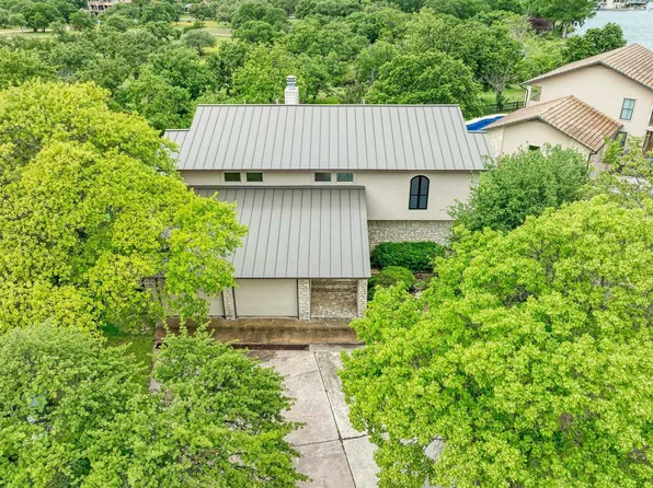 320 Lucy Ln, Horseshoe Bay, TX 78657