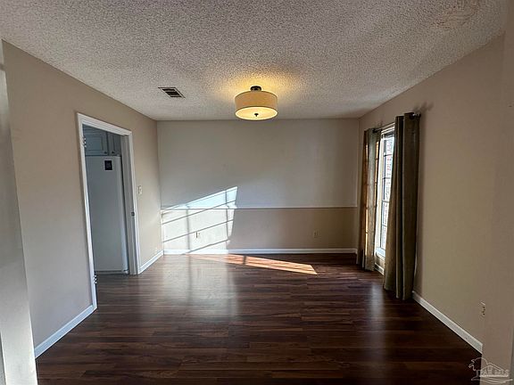 5th image of 7810 Folkstone Dr