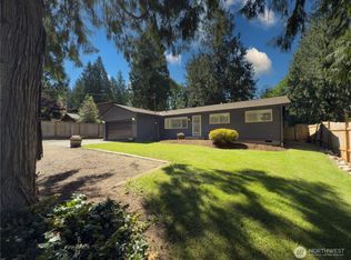 17714 Robinhood Ln, Snohomish, WA