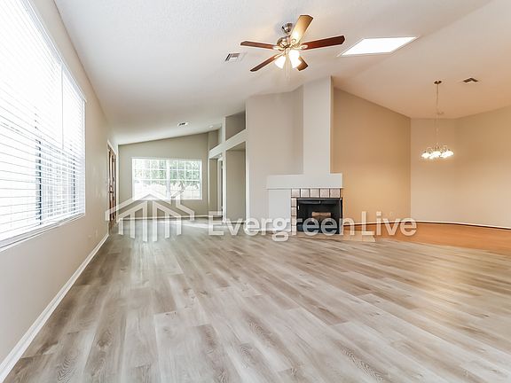2nd image of 6001 W Surrey Ave