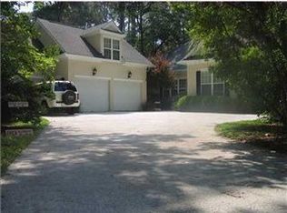 7 Skipjack Ln, Savannah, GA 31411