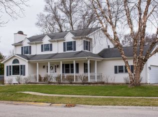 1563 Kershner Ln, Elkhart, IN 46514